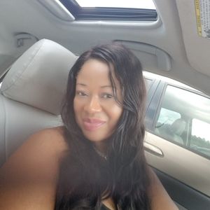 Meet your Posher, Pauline